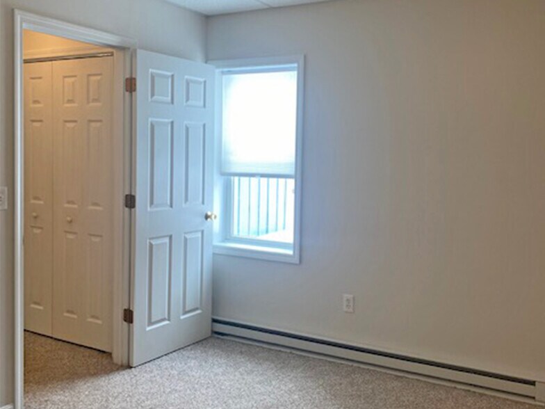 More Photos Of 2931 Maple St, Erie Multifamily For Sale