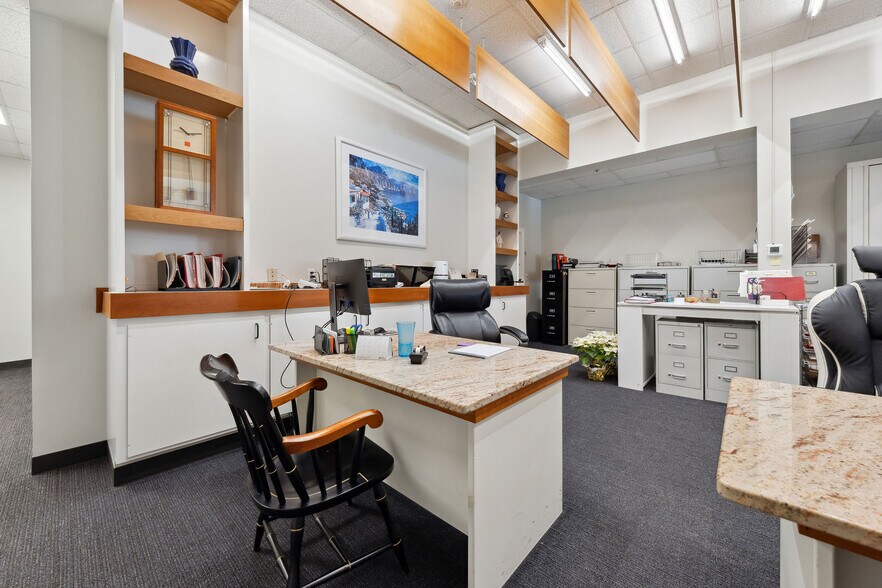 More Photos Of 56 Winthrop St, Concord Medical For Lease