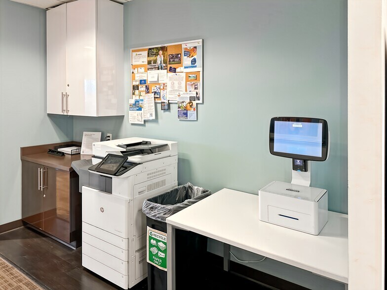 More Photos Of 879 W 190th St, Gardena Coworking Space