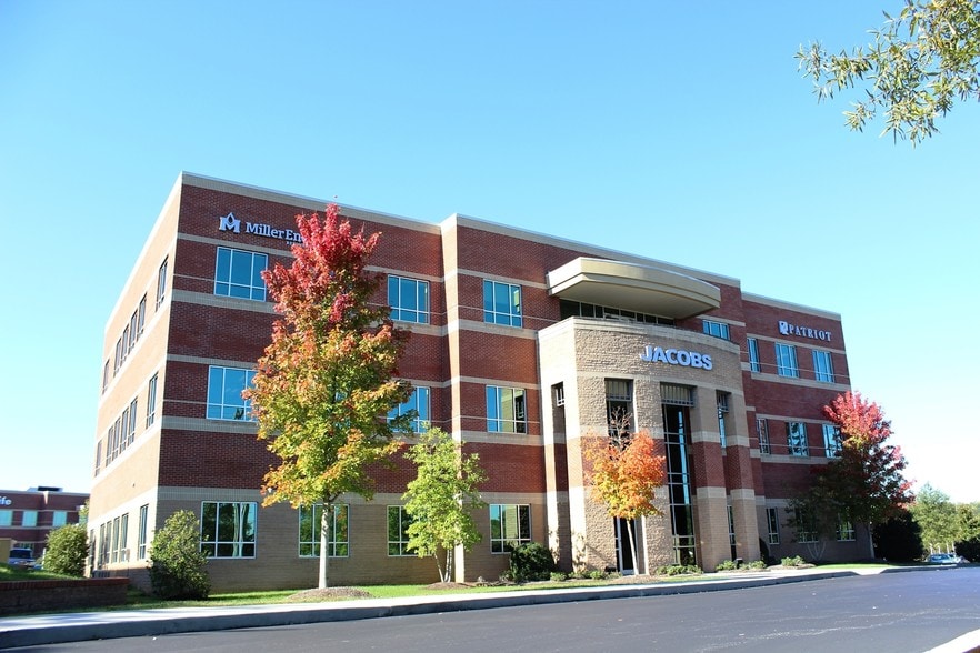 Primary Photo Of 9721 Cogdill Rd, Knoxville Office For Sale