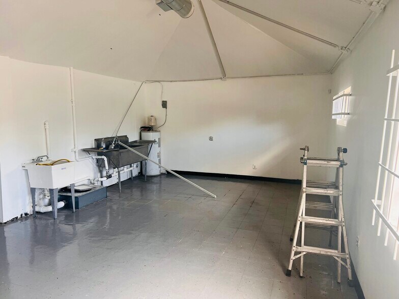 More Photos Of 4307 Liberty Pky, Savannah Daycare Center For Sale