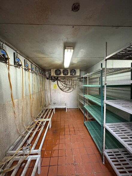 More Photos Of 4875 28th St SE, Grand Rapids Restaurant For Lease