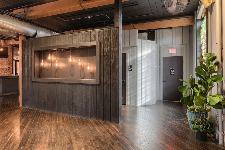 More Photos Of 124 N. 5th Street, Lebanon Warehouse For Sale
