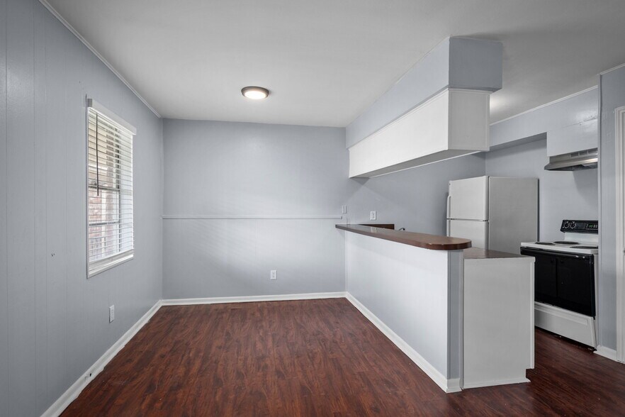 More Photos Of 4410 Oxford St, Houston Apartments For Sale