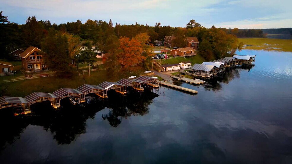 More Photos Of 952 River Dr NW, Bena Hotel For Sale