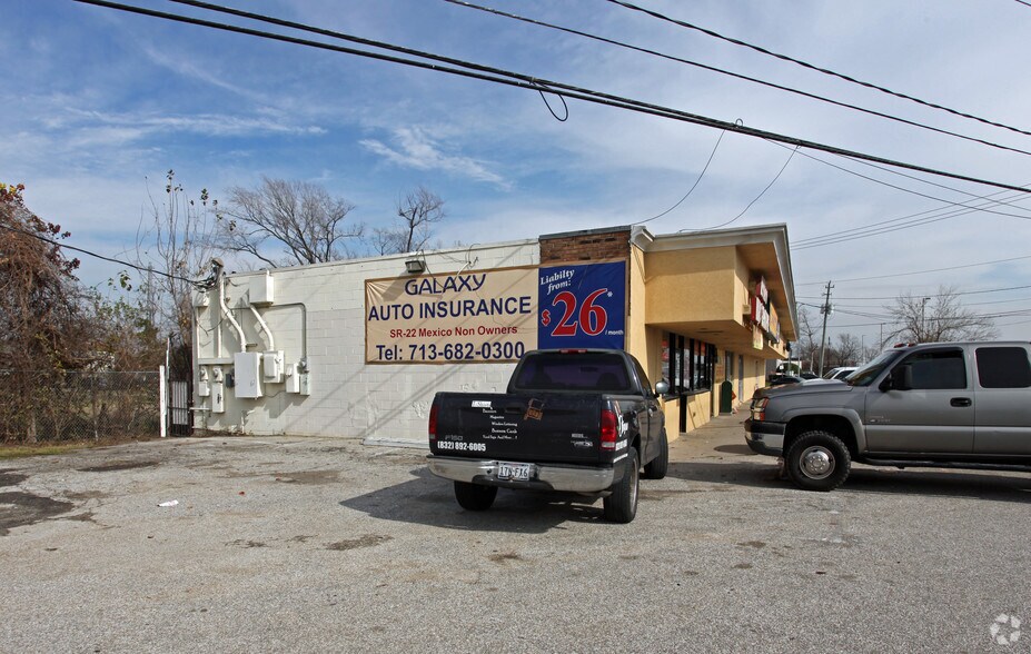 More Photos Of 11204 Hempstead Rd, Houston Unknown For Lease