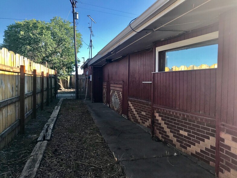 More Photos Of 12536 US Hwy 160, Alamosa Light Distribution For Sale