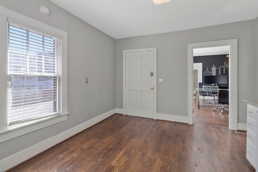 More Photos Of 131 Donelson Pike, Nashville Loft Creative Space For Sale