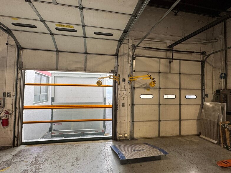 More Photos Of 150 Louis St, South Hackensack Warehouse For Lease