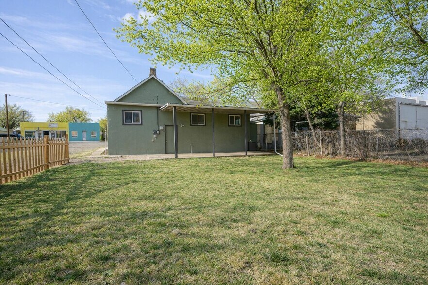 More Photos Of 125 E 5th St, Walsenburg Office For Sale