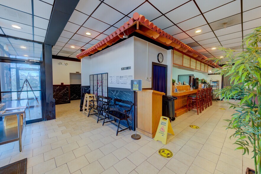 More Photos Of 6634 Two Notch Rd, Columbia Restaurant For Sale