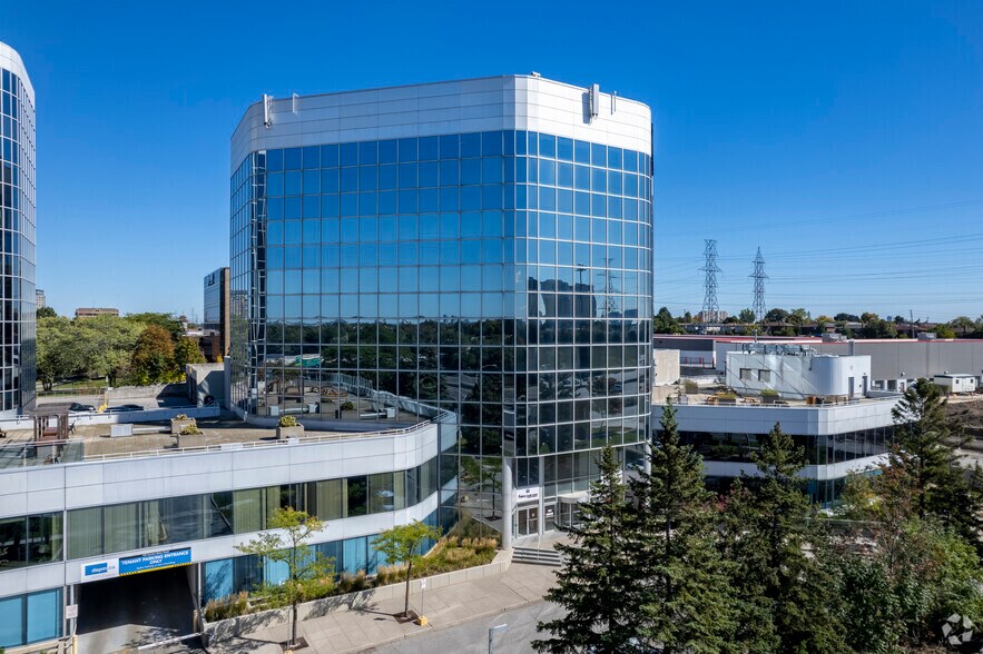 More Photos Of 105 Gordon Baker Rd, Toronto Office For Lease