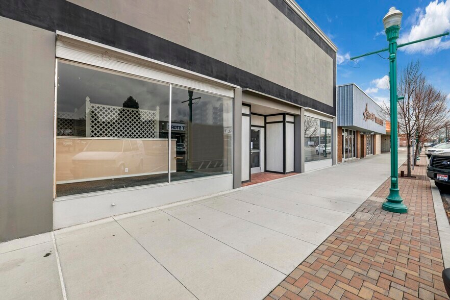 More Photos Of 233 Main Ave E, Twin Falls Storefront For Sale