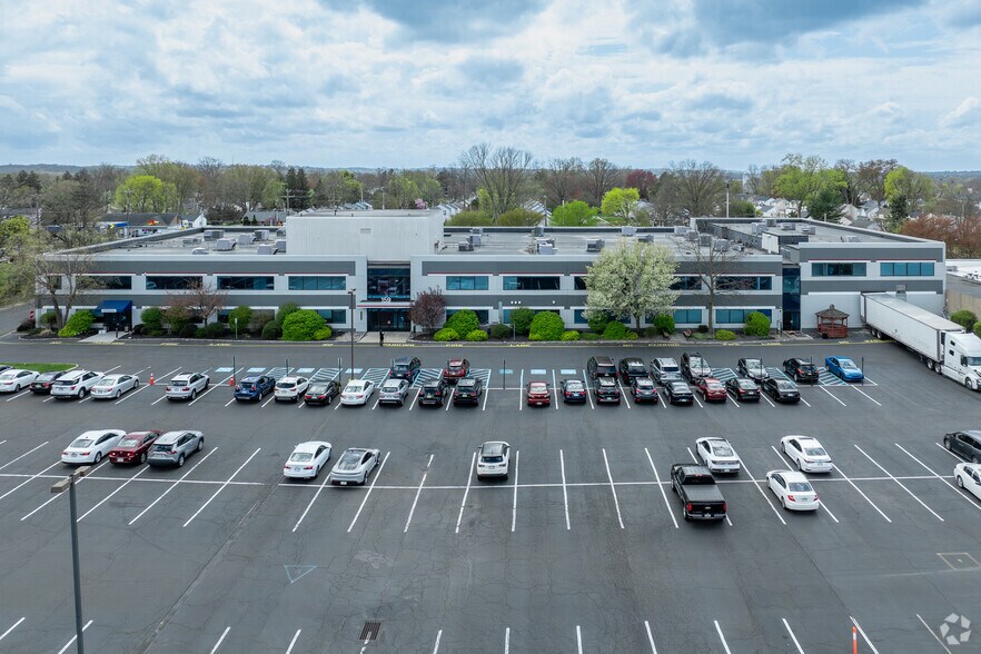 Primary Photo Of 159 E County Line Rd, Warminster Township Office For Lease