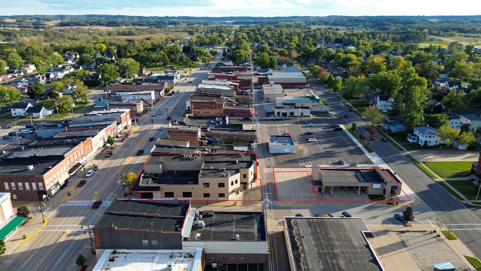 More Photos Of 1001 Superior Ave, Tomah General Retail For Sale