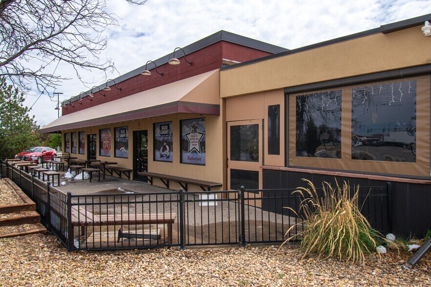 More Photos Of 2340 S Chambers Rd, Aurora Restaurant For Sale