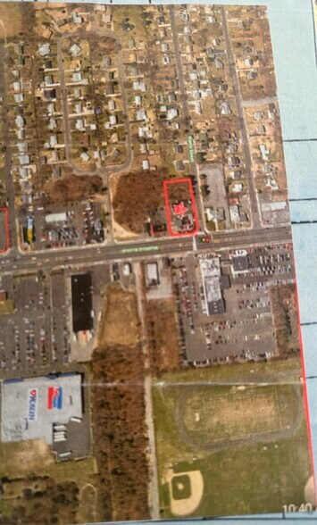 More Photos Of 456 Medford Ave, Patchogue General Retail For Sale