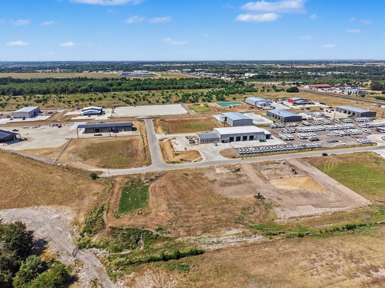 More Photos Of 4036 Gulfstream Dr, Bryan Industrial For Lease