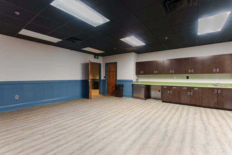 More Photos Of 1050 Parkside Main, Greensboro Movie Theatre For Sale