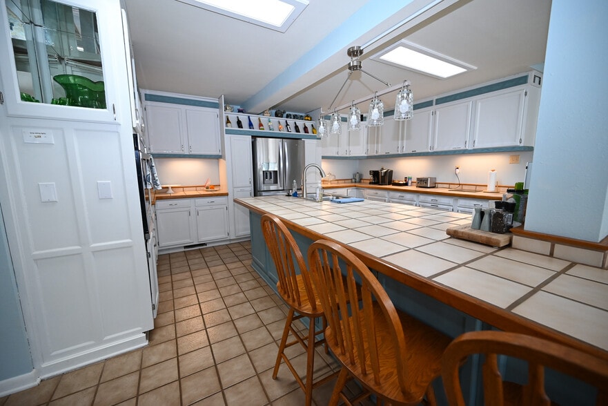 More Photos Of 2759 County Road 411, Berryville Hotel For Sale