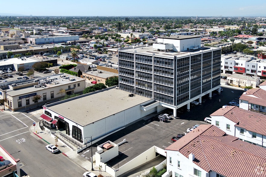 More Photos Of 8141 E 2nd St, Downey Office For Lease