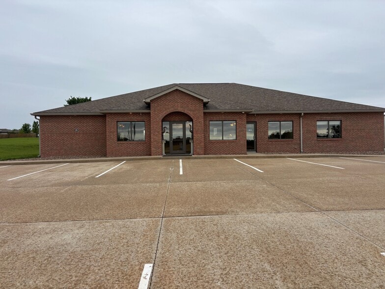 Primary Photo Of 5495 E Route Y, Ashland Office For Sale