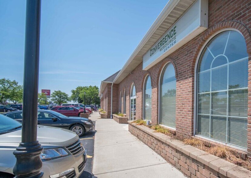 More Photos Of 76th St @ 76th St. & Lolita, Milwaukee Unknown For Lease