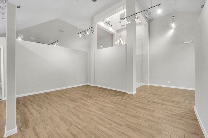 More Photos Of 840 E I-20 Hwy, Arlington Medical For Sale