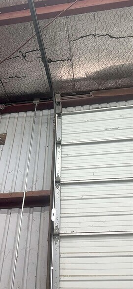 More Photos Of 9941A Rowlett Rd, Houston Warehouse For Lease