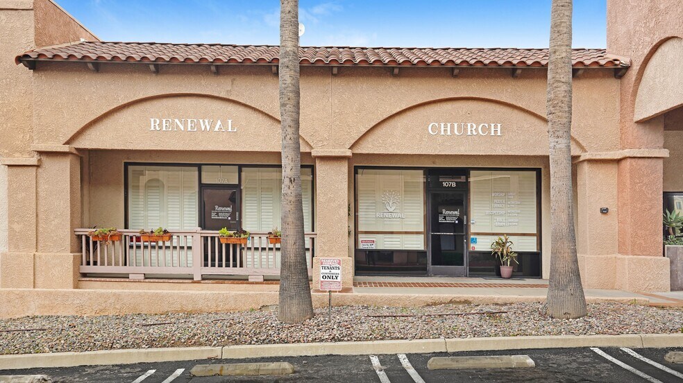 More Photos Of 31750-31764 Casino Dr, Lake Elsinore Storefront For Lease