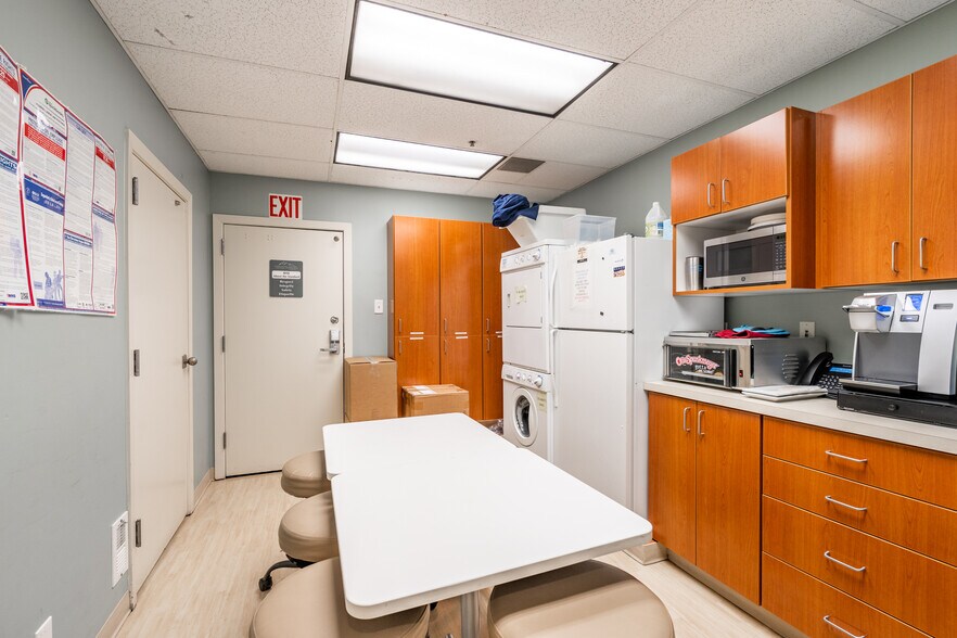 More Photos Of 1055 N 300 W, Provo Medical For Sale