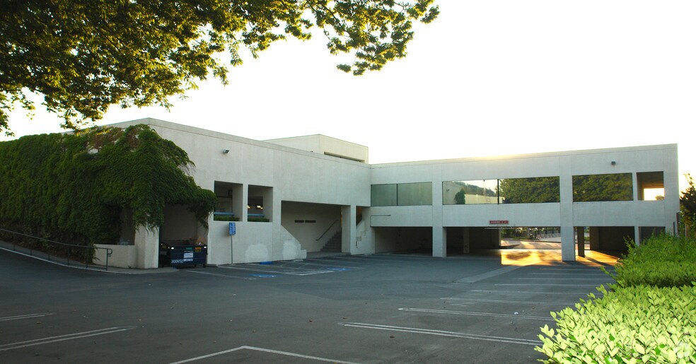 More Photos Of 3525-3529 Mt Diablo Blvd, Lafayette Freestanding For Lease