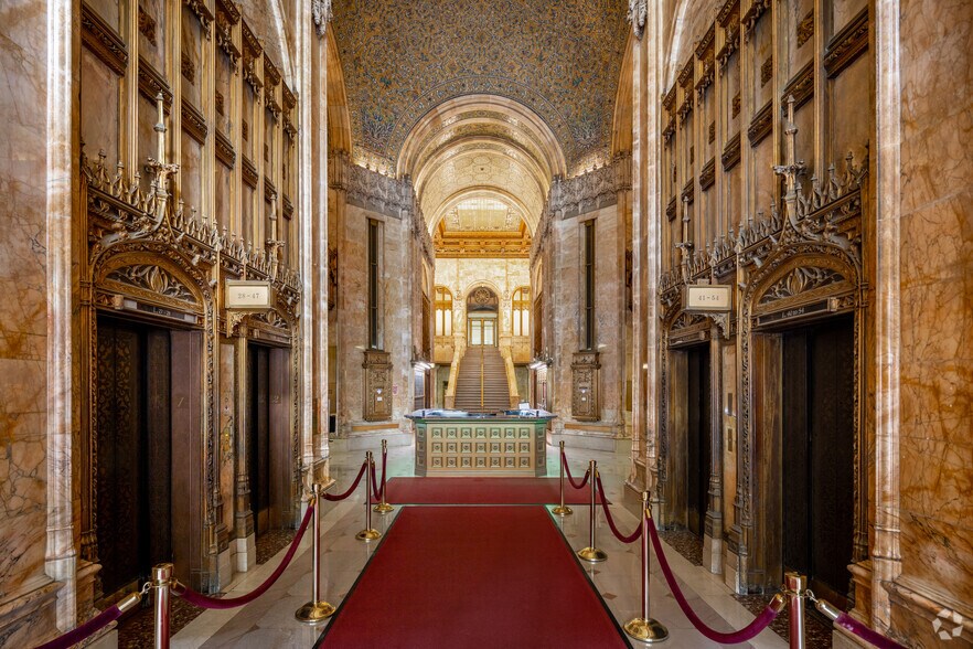 More Photos Of 233 Broadway, New York Office Residential For Lease