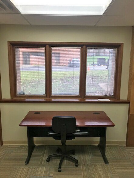More Photos Of 5250 W 94th Ter, Prairie Village Medical For Lease