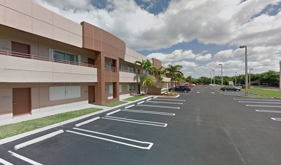 More Photos Of 13205-13255 SW 137th Ave, Miami Storefront Retail Office For Lease
