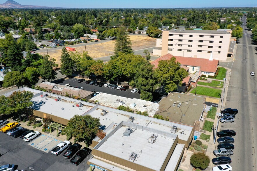 More Photos Of 874 Plumas St, Yuba City Office For Sale