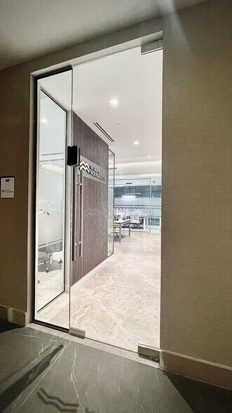 More Photos Of 2980 NE 207th St, Aventura Office Residential For Lease