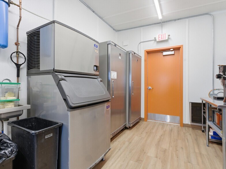 More Photos Of 465 Walton Dr, Plymouth Specialty For Sale