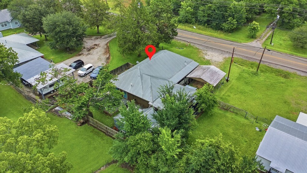More Photos Of 9282 State Highway 75 S, New Waverly Freestanding For Sale
