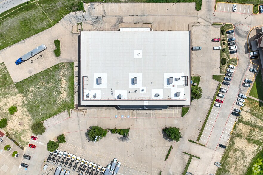 More Photos Of 3025 Altamesa Blvd, Fort Worth Freestanding For Sale