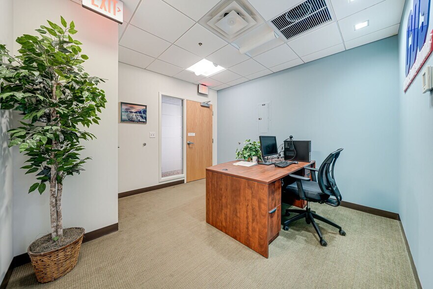 More Photos Of 7115 Leesburg Pike, Falls Church Office For Sale