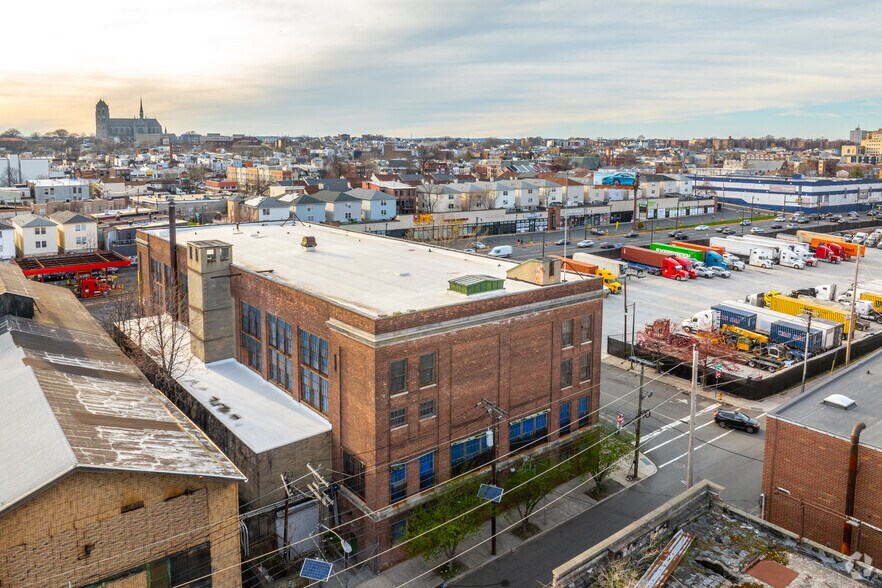 More Photos Of 1292-1298 McCarter Hwy, Newark Manufacturing For Lease