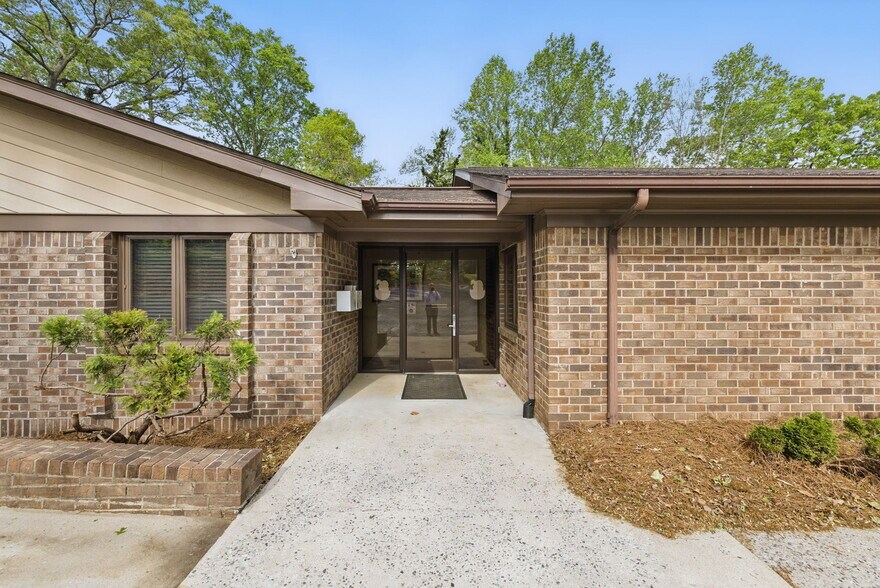 More Photos Of 141 Tryon Rd, Rutherfordton Healthcare For Lease