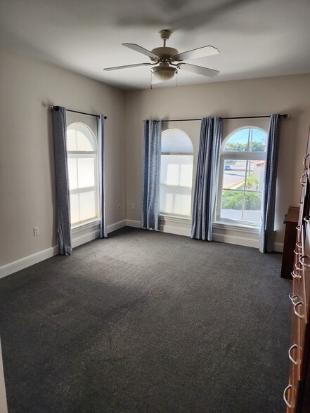 More Photos Of 3001 W Azeele St, Tampa Office For Lease