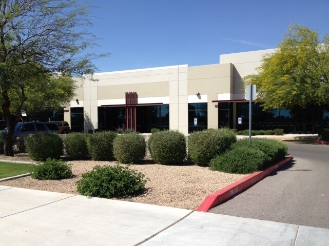 More Photos Of 13765 W Auto Dr, Goodyear Distribution For Lease