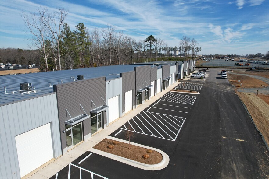 More Photos Of 354 Acme Dr, Monroe Warehouse For Lease