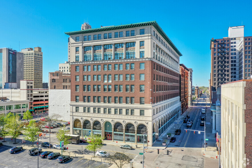 Primary Photo Of 513 Adams St, Toledo Apartments For Lease