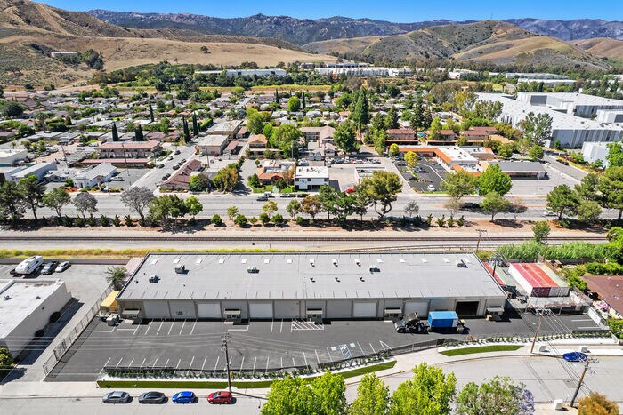 More Photos Of 4226 Valley Fair St, Simi Valley Manufacturing For Sale
