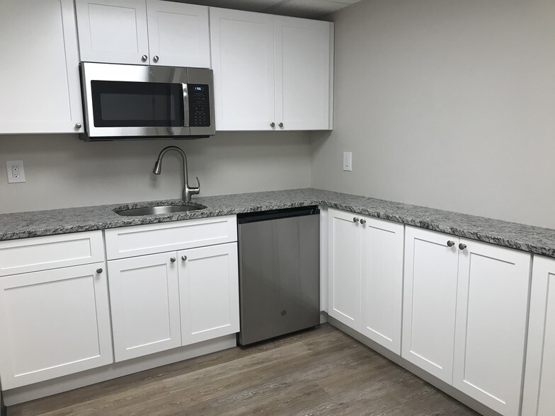 More Photos Of 65 East Ave, Norwalk Office For Lease