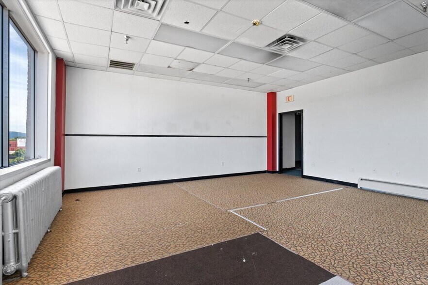 More Photos Of 541 Wyoming Ave, Scranton Office For Lease